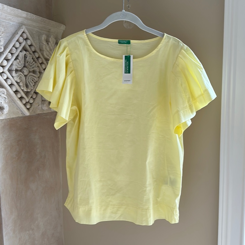 Benetton statement sleeve top